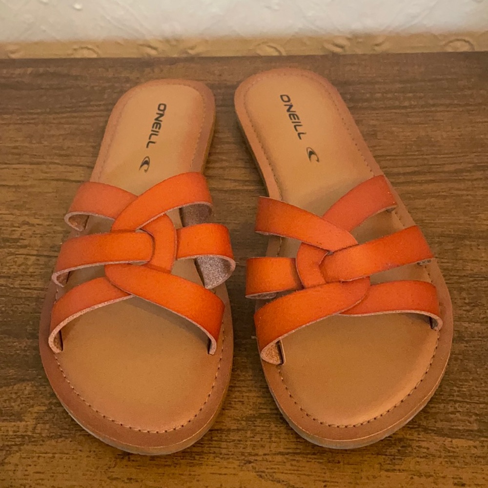 Wmns O’Neill cognac sandal sz 7W